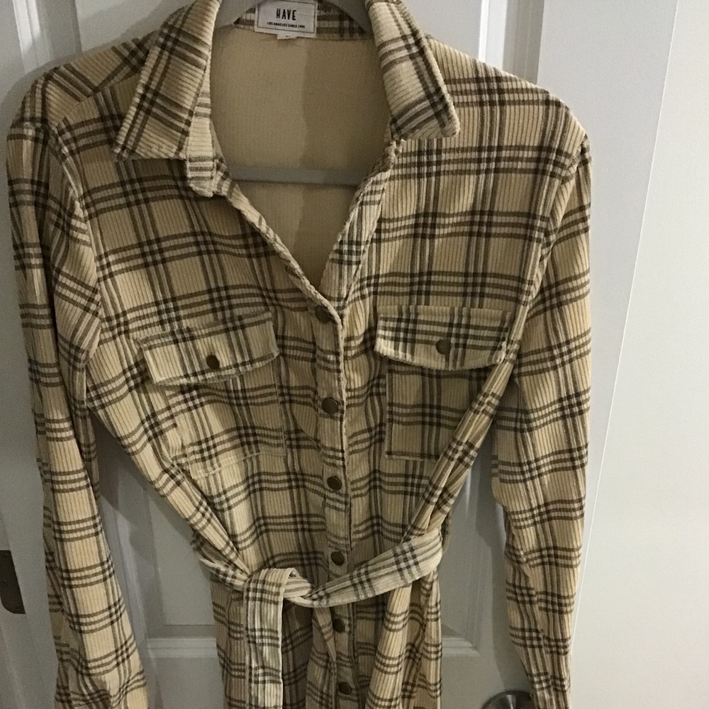 Plaid Creme button down dress with belt